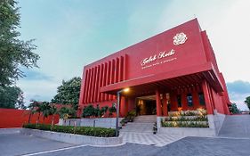 Gulab Kothi Varanasi 4*